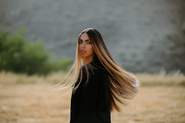 Cheveux longs et sains proteges du calcaire
